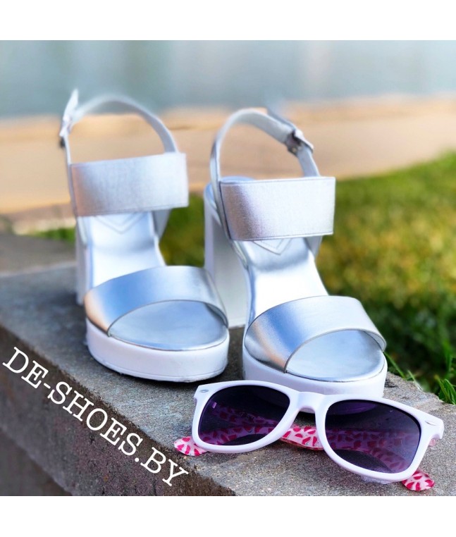 Betsy 987054-02-03