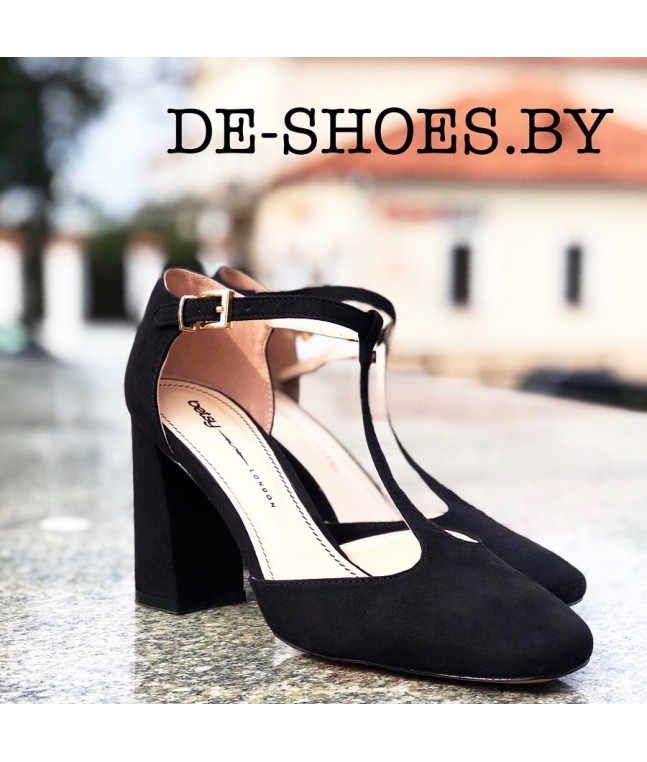 Betsy 987106-01-01
