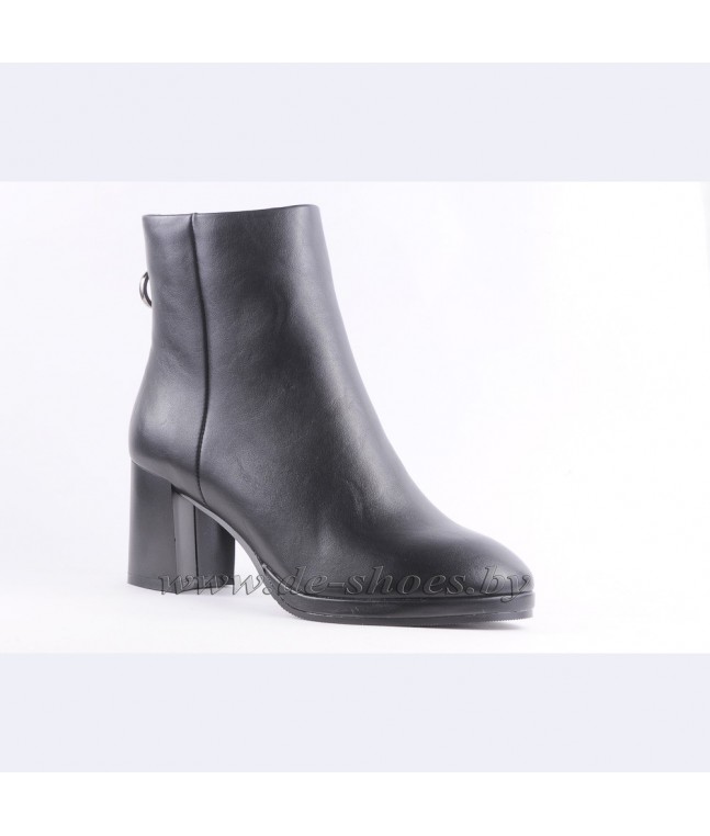 Betsy 998085-04-01