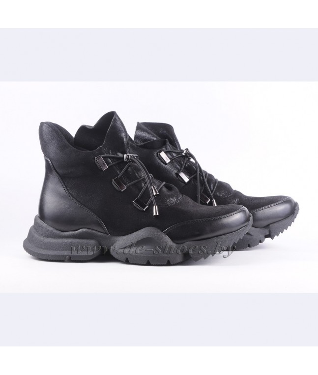 Betsy 998731-02-01