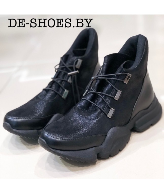 Betsy 998731-02-01